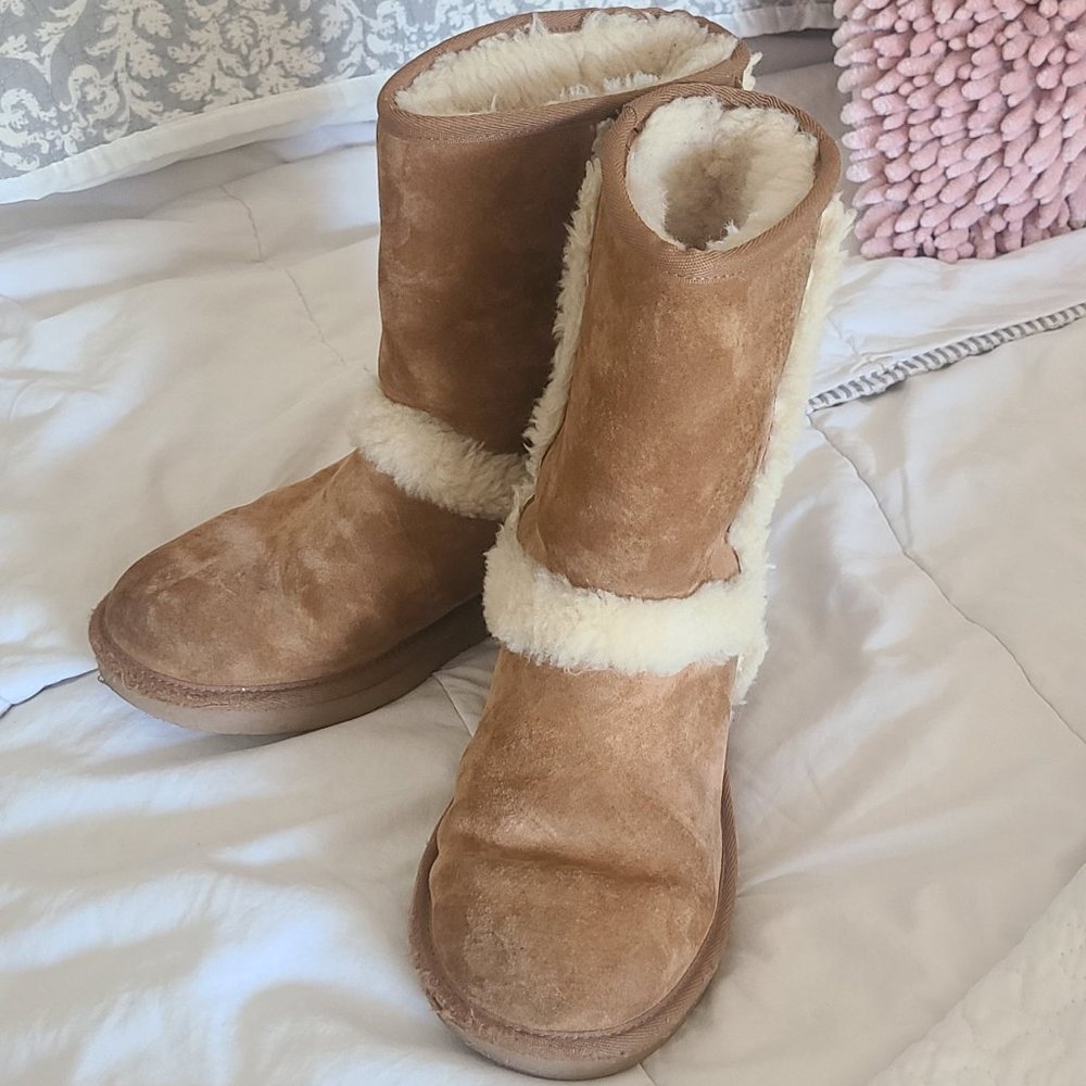 Ugg booties size 5 us